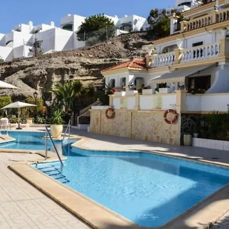 Apartment With Heating Pool. *