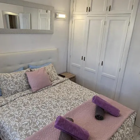 With Heating Pool. Apartamento *