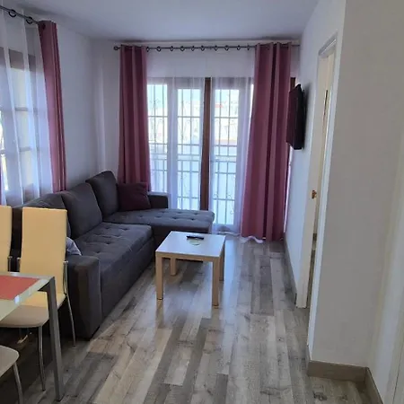Apartment With Heating Pool. *
